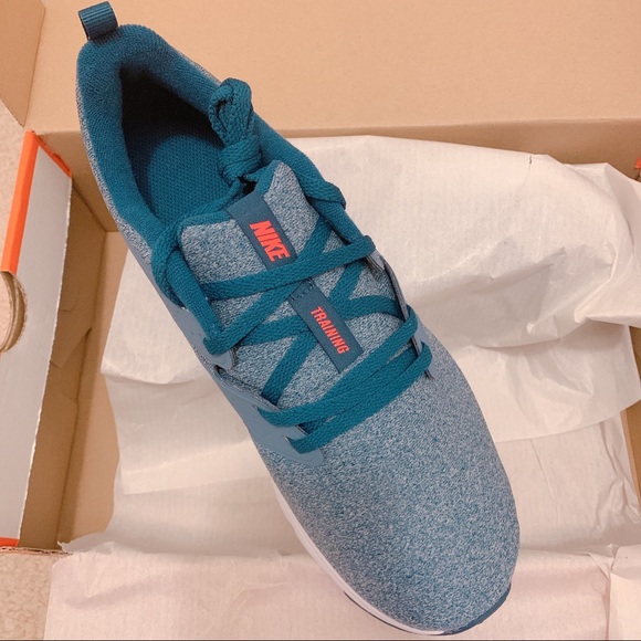 nike air bella tr amazon